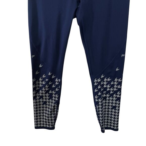 Small Fabletics Mid-Rise Ultracool Reflective 7/8 -
Fabletics - Picture 10 of 13